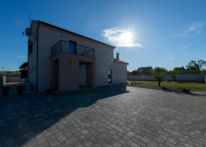 빌라 Doka Donji Zemunik