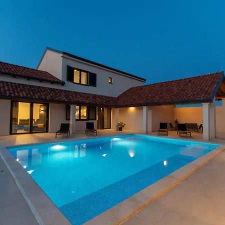 Doka Villa