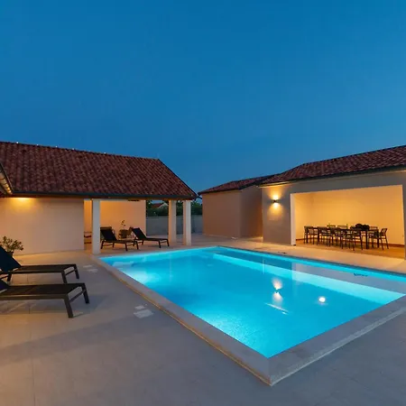 Villa Doka *