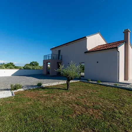 Doka Villa Donji Zemunik